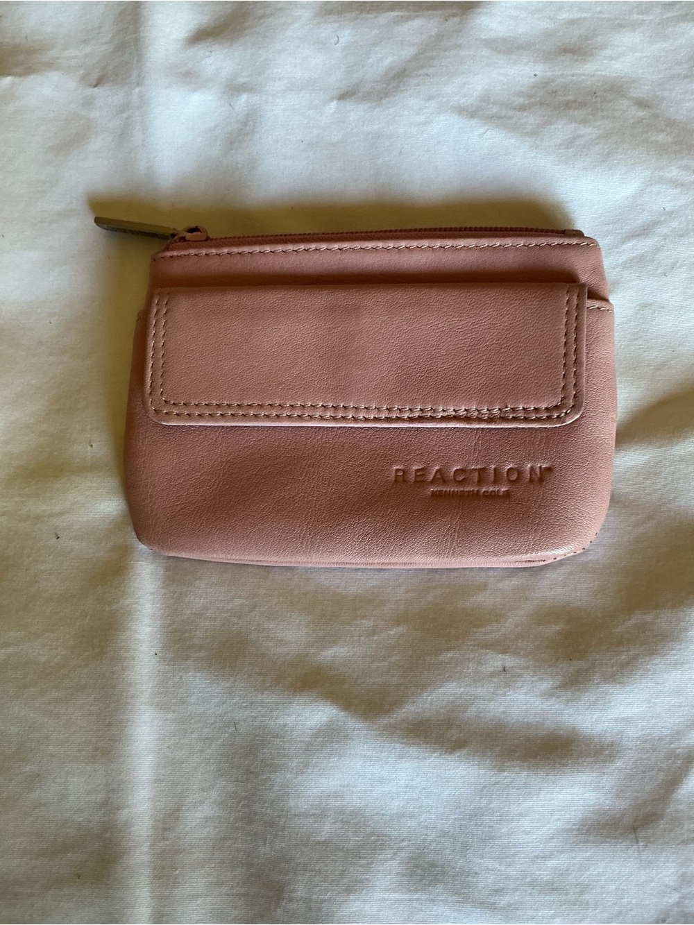 Kenneth Cole Reaction Blush Pink Zip Card Pouch